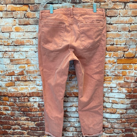 Jessica Simpson Rolled Cropped Skinny Jeans. 12. - Picture 4 of 6